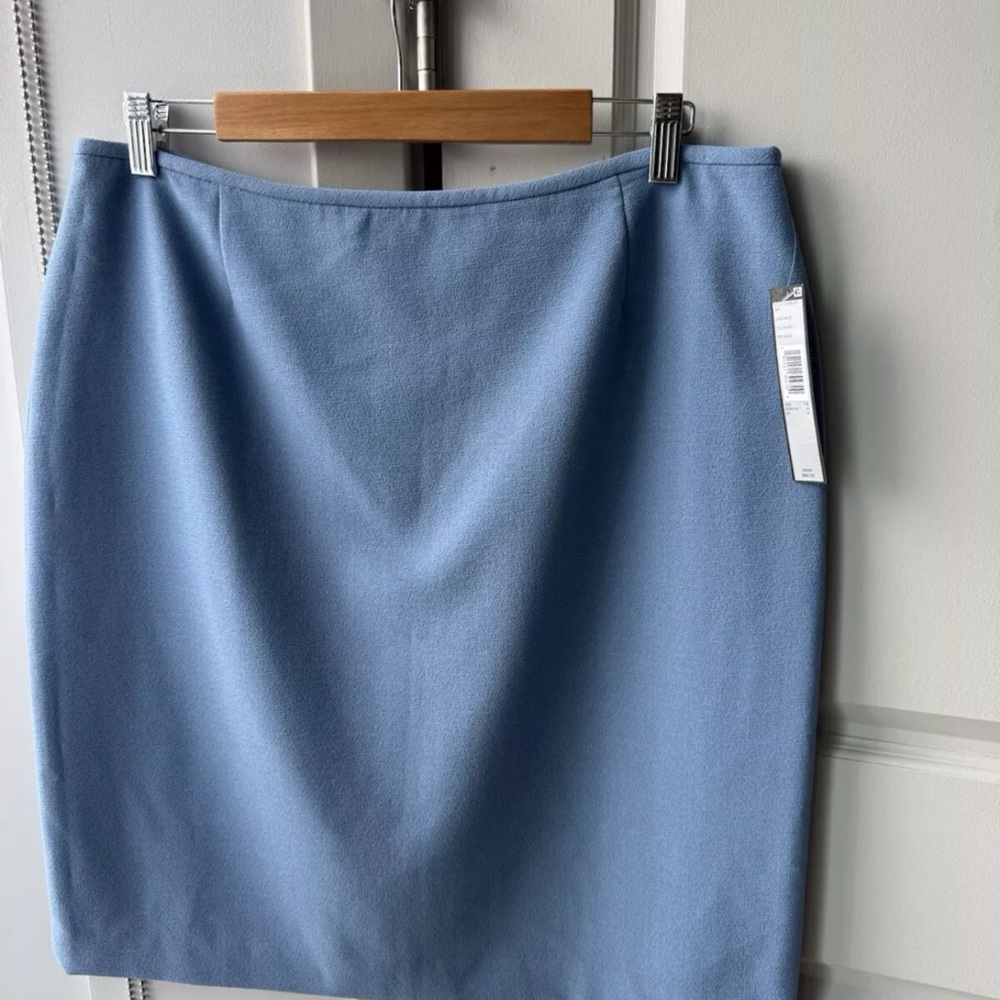 Elie Tahari Arthur Levine Lago Blue Knee Length Skirt Size 14/L NWT